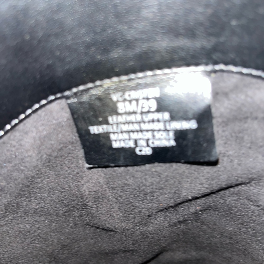 Gorgeous Vince Camuto Cristen boots, new without box. Size 8 - Picture 5 of 7